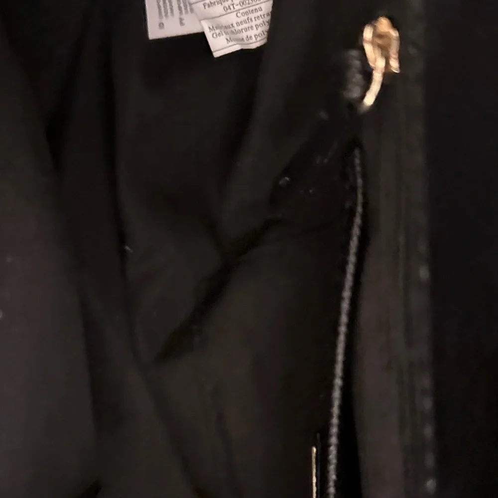 Aldo Elegant Black Handbag w Gold Hardware. NWOT. - Picture 16 of 16